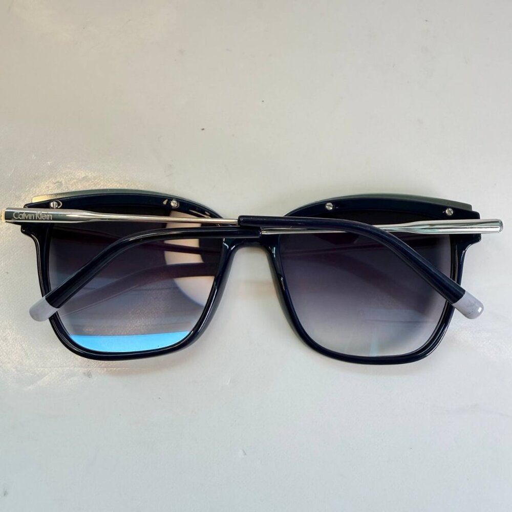 Calvin Klein Sunglasses – Gradient Lenses – Good Condition – Case Included - Picture 9 of 15